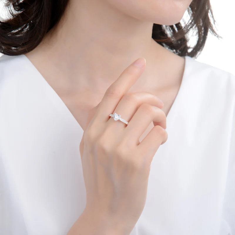 Anillo de Corazón Modelo Laia en Plata 925