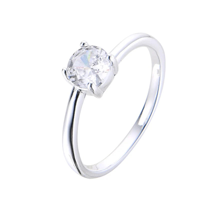 Anillo Solitario Modelo Isis en Plata 925