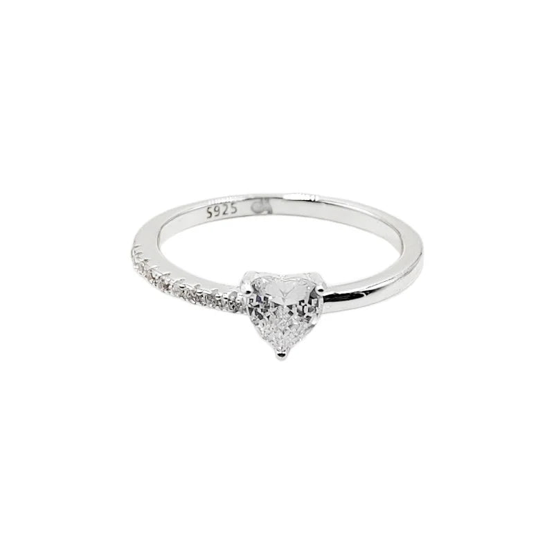 Anillo de Corazón Modelo Galia en Plata 925