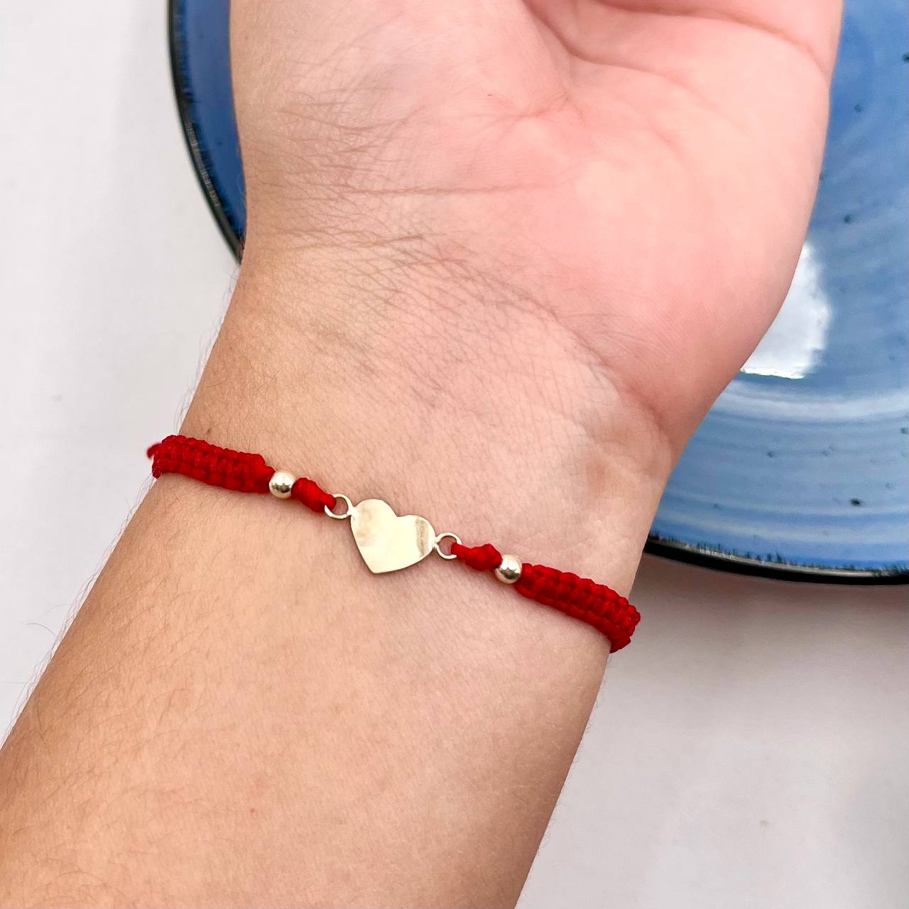 Pulsera de Dama Hilo Rojo Con Corazón en Plata 925