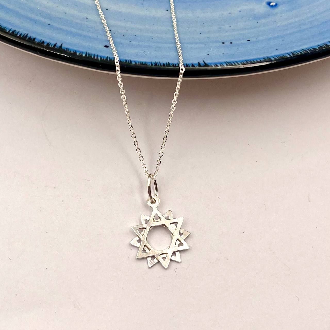 Cadena con Dije Estrella 12 Puntas en Plata 925