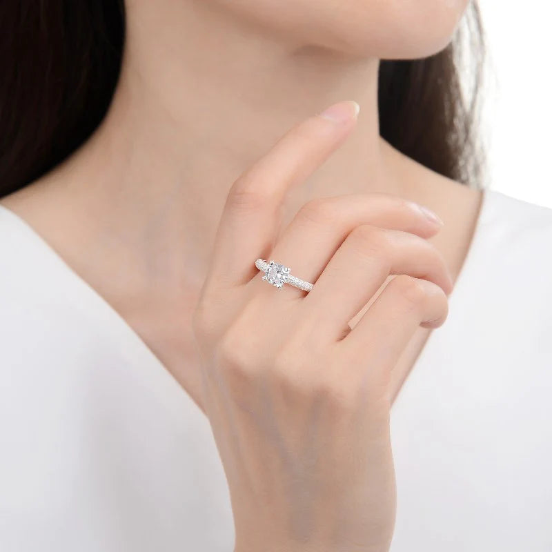Anillo de Compromiso Modelo Julia en Plata 925