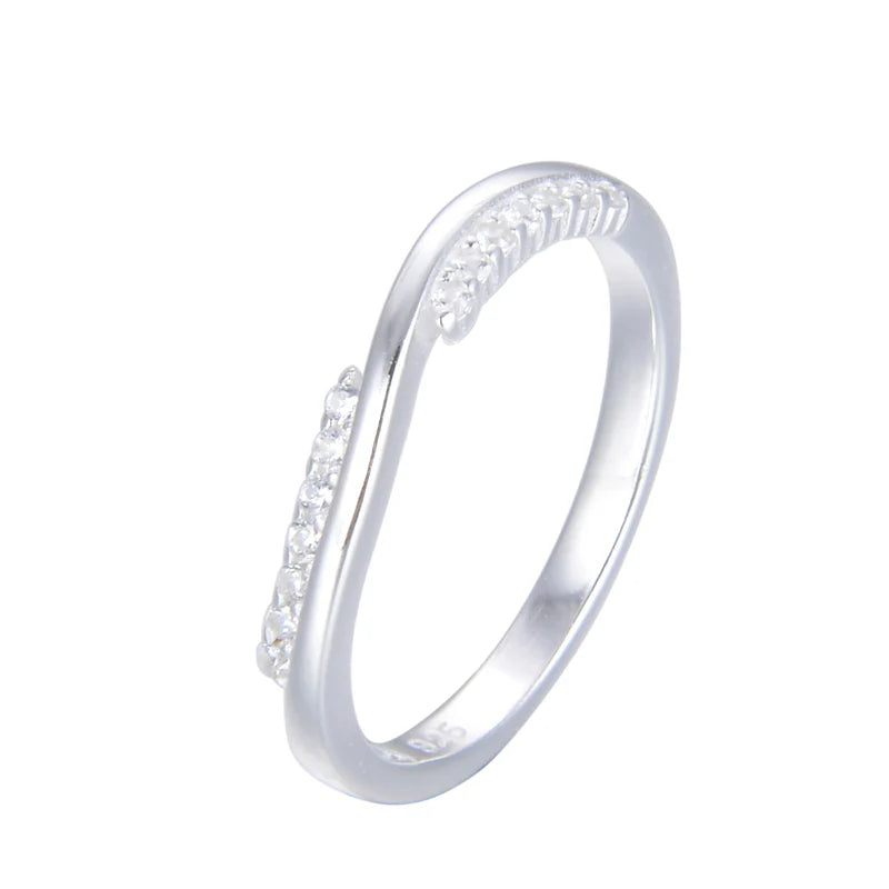 Anillo Entrelazado en Plata 925