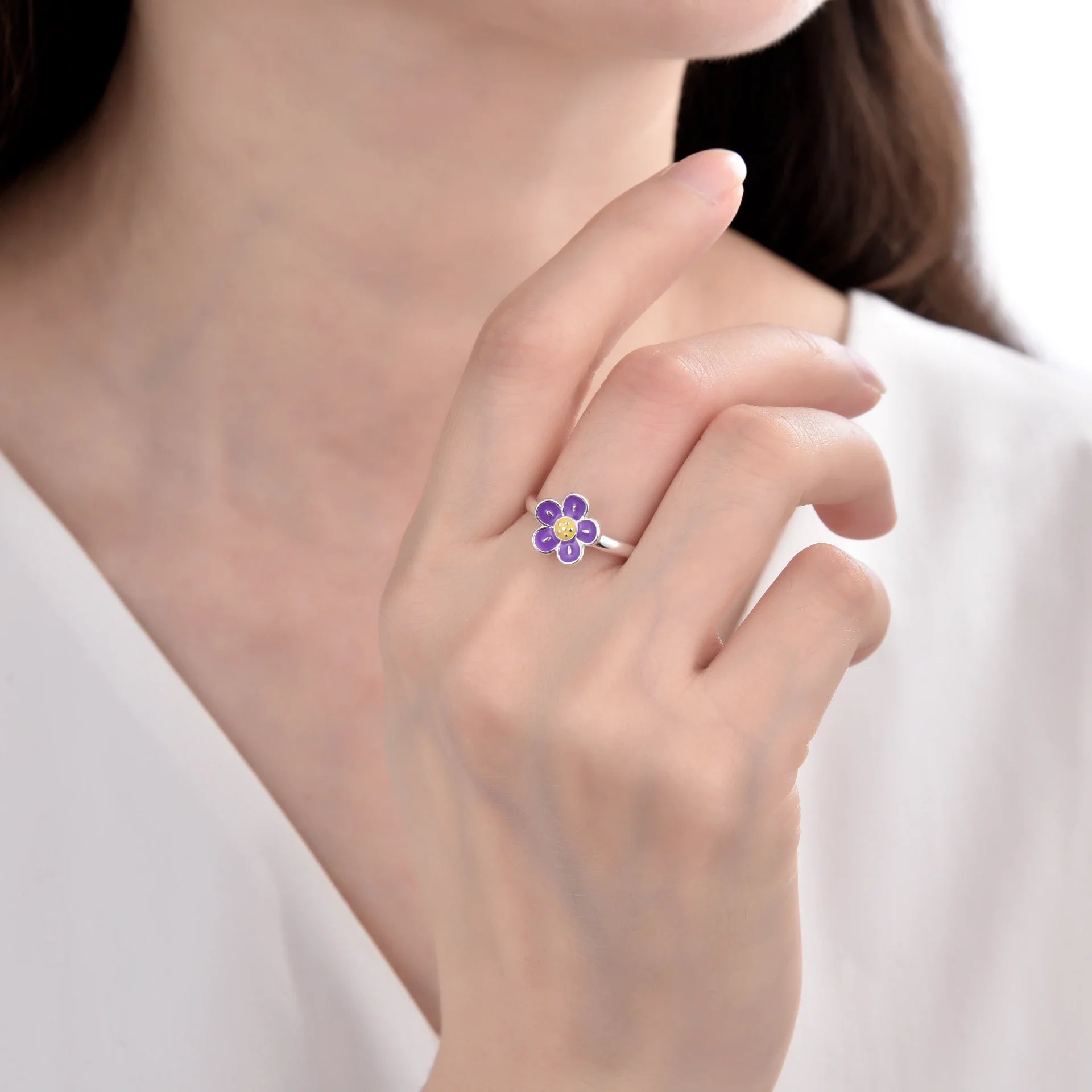 Anillo de Flor Morada Para Niña en Plata 925