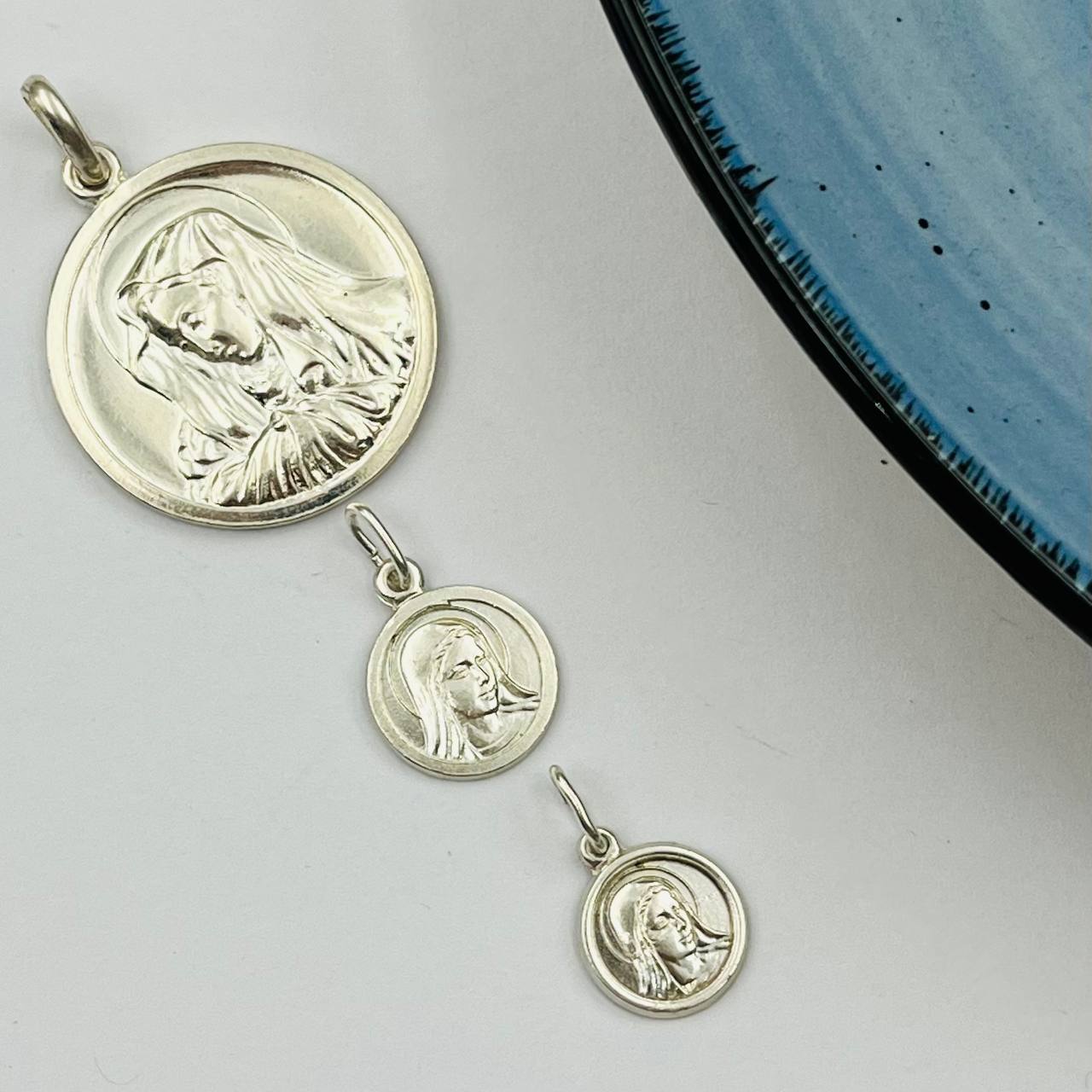 Medallas De La Virgen Maria En Plata 925