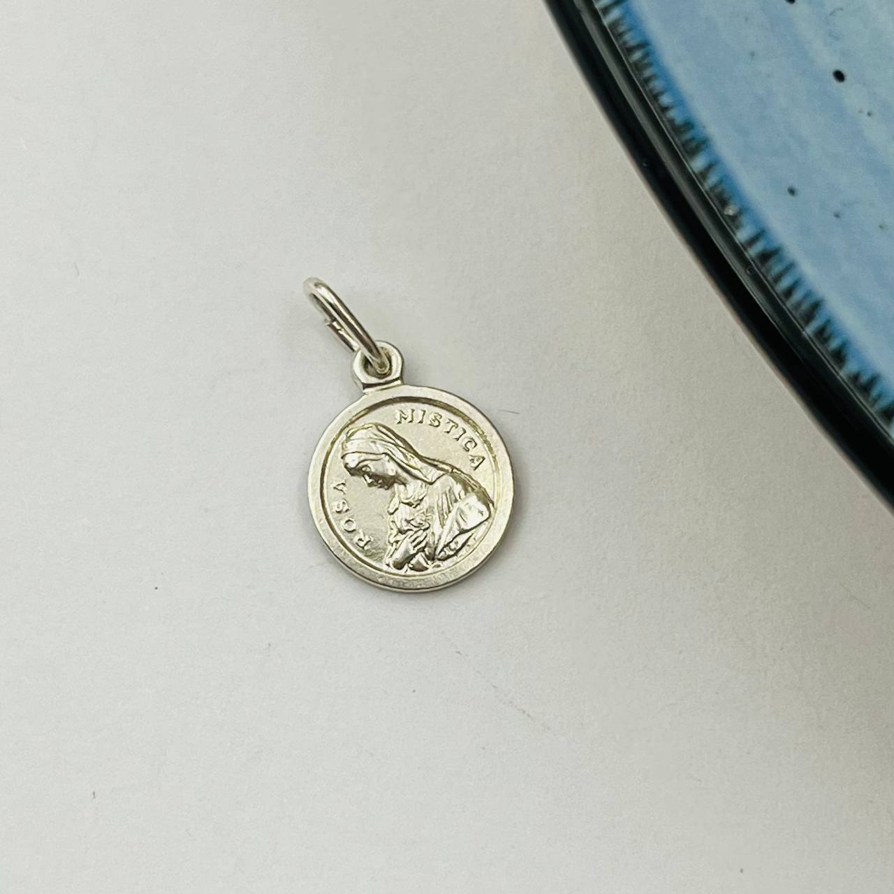 Medalla De La Rosa Mistica En Plata 925