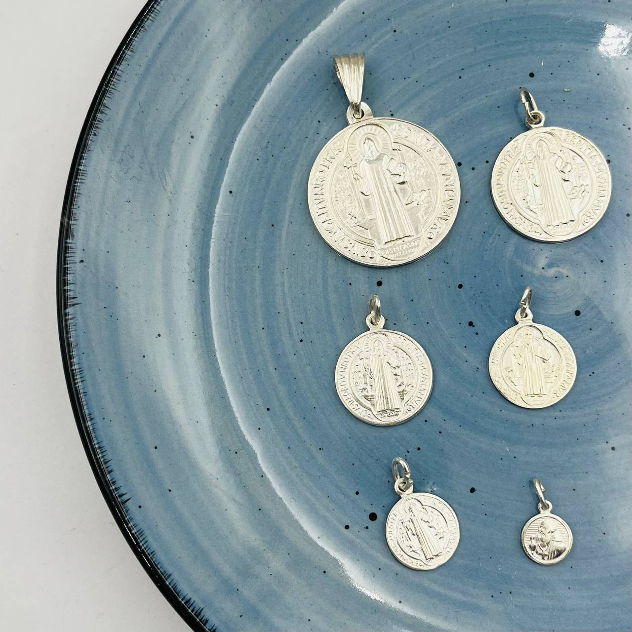 Medallas De San Benito En Plata 925